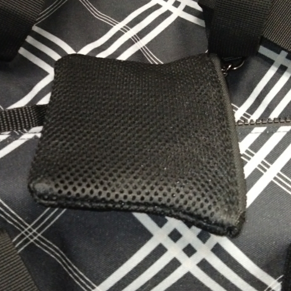 NWT Summer and Rose Duffle Bag in Black Plaid - Picture 11 of 16